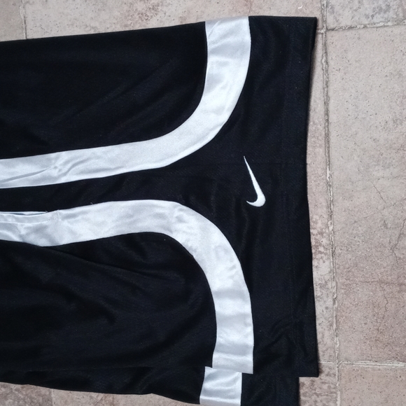 BRAND NEW NIKE MENS BASEBALL SHORT - Picture 3 of 16